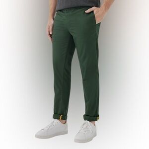 NWOT Pact Woven Twill Roll Up Pant